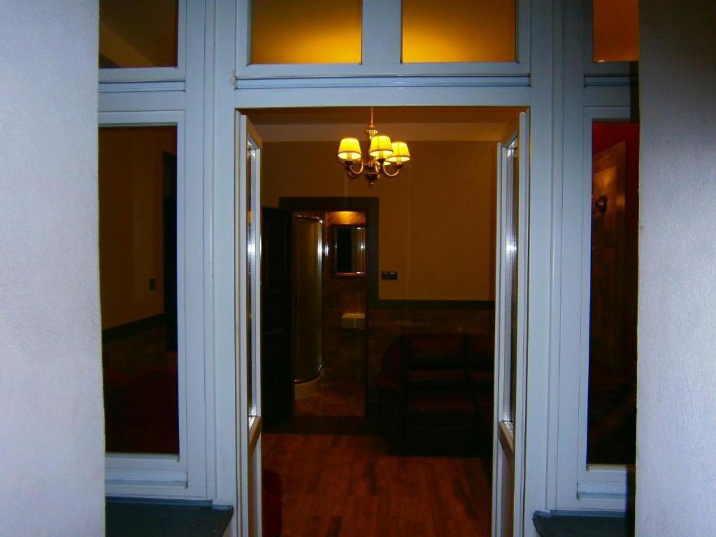 Art Apartments بوزنان المظهر الخارجي الصورة