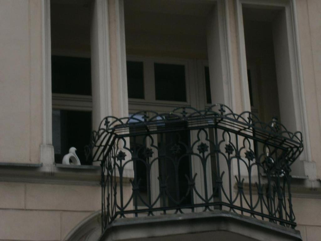 Art Apartments بوزنان المظهر الخارجي الصورة